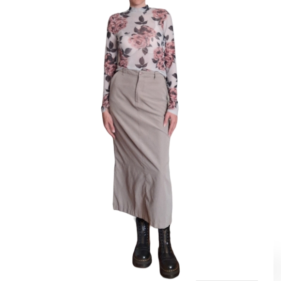 Y2 Blu kaki beige midi skirt. Size waist 28, lengh 35. - Picture 1 of 8